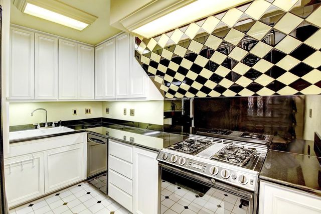 4434 Mapel Ln, Carmichael, CA 95608