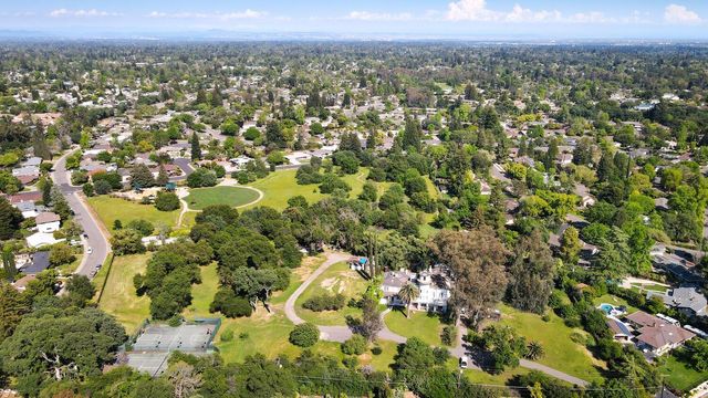 4434 Mapel Ln, Carmichael, CA 95608