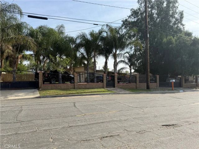 4176 Agate Street, Jurupa Valley, CA 92509