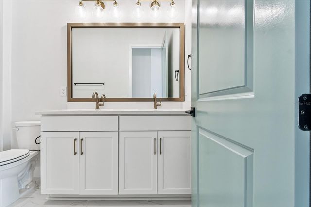 18033 FOXTAIL LOOP, Venice, FL 34293