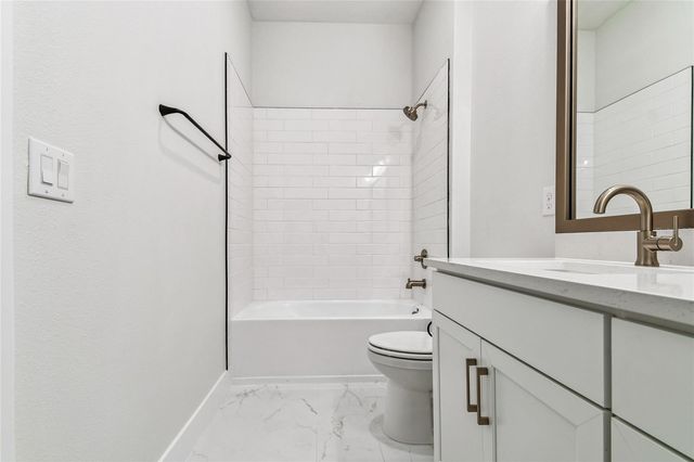 18033 FOXTAIL LOOP, Venice, FL 34293