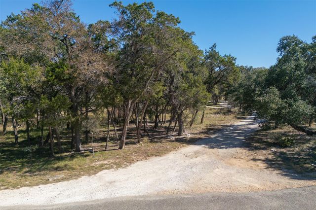 2301 Days End RD, Wimberley, TX 78676