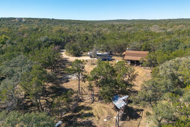 2301 Days End RD, Wimberley, TX 78676