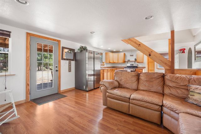 2301 Days End RD, Wimberley, TX 78676