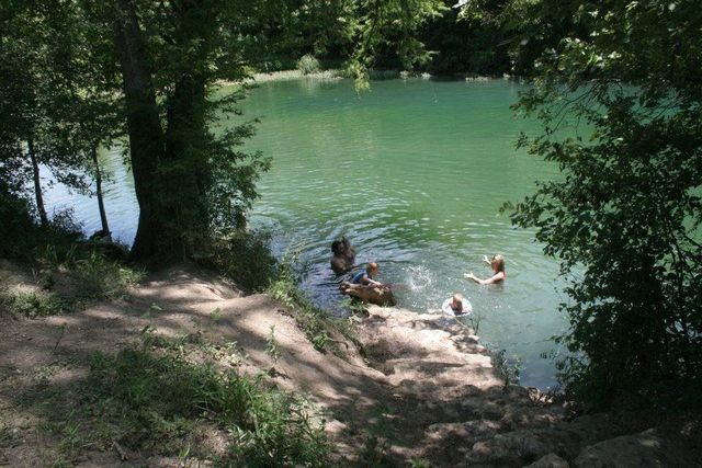 2301 Days End RD, Wimberley, TX 78676