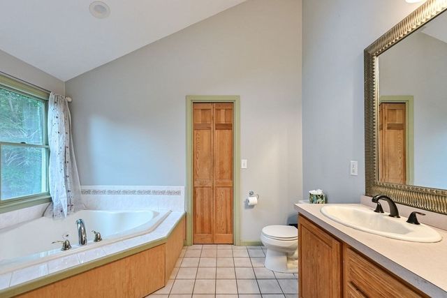 197 East St, Duxbury, MA 02332