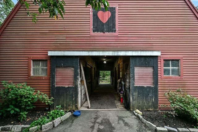 197 East St, Duxbury, MA 02332