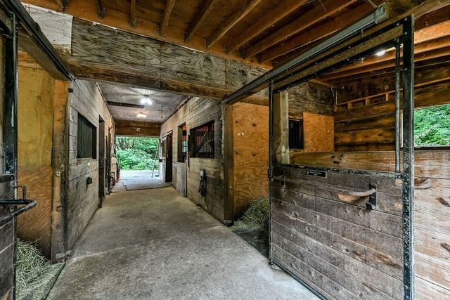 197 East St, Duxbury, MA 02332