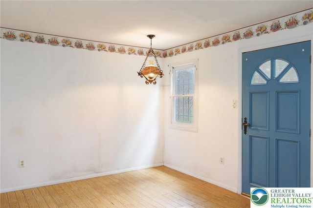 5211 Fir Lane, Coolbaugh Twp, PA 18346