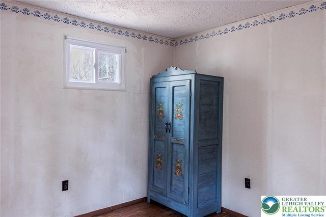 5211 Fir Lane, Coolbaugh Twp, PA 18346