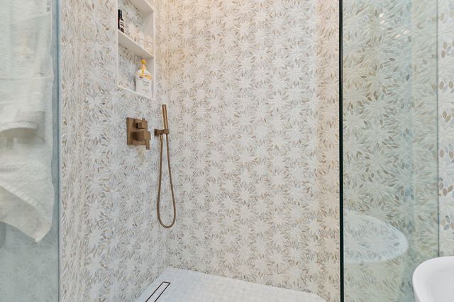 231 E Tall Oaks Circle, Palm Beach Gardens, FL 33410