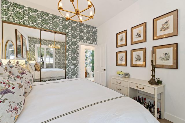 231 E Tall Oaks Circle, Palm Beach Gardens, FL 33410