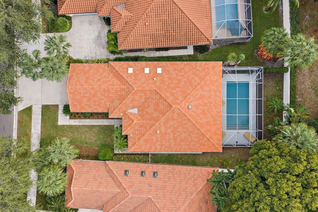 231 E Tall Oaks Circle, Palm Beach Gardens, FL 33410