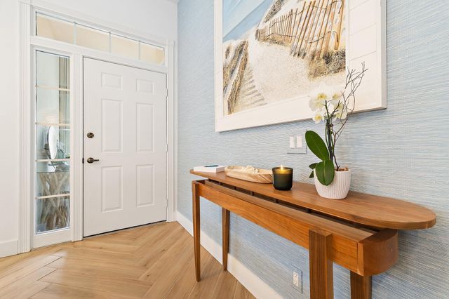 231 E Tall Oaks Circle, Palm Beach Gardens, FL 33410