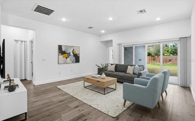 1535 13TH STREET S, St Petersburg, FL 33705