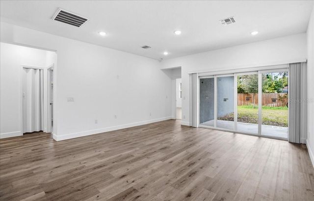 1535 13TH STREET S, St Petersburg, FL 33705