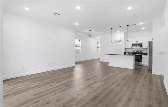 1535 13TH STREET S, St Petersburg, FL 33705