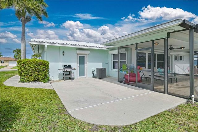 3013 17th PL, Cape Coral, FL 33904