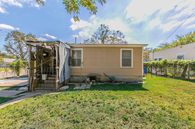 2101 Pine Avenue, Waco, TX 76708