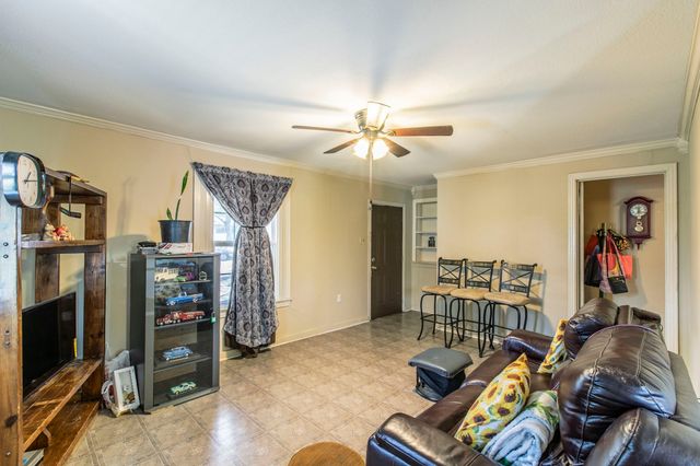 2101 Pine Avenue, Waco, TX 76708