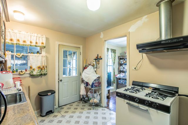 2101 Pine Avenue, Waco, TX 76708