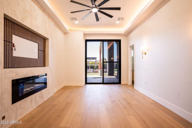 18142 W MISSOURI Avenue, Litchfield Park, AZ 85340