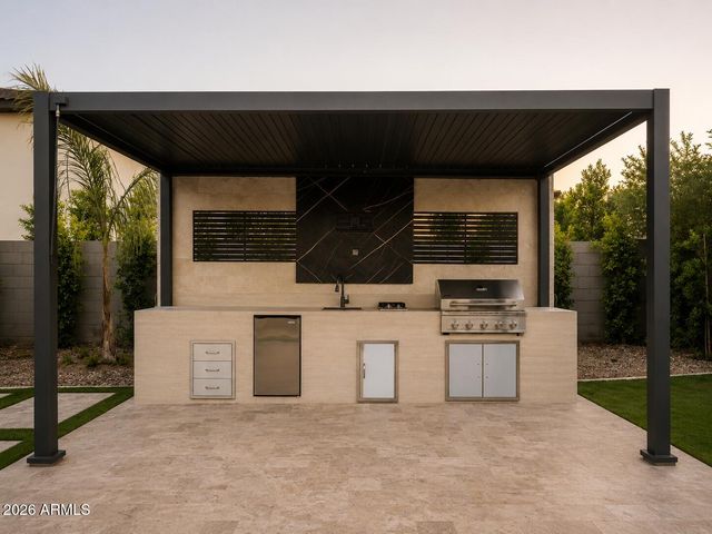18142 W MISSOURI Avenue, Litchfield Park, AZ 85340