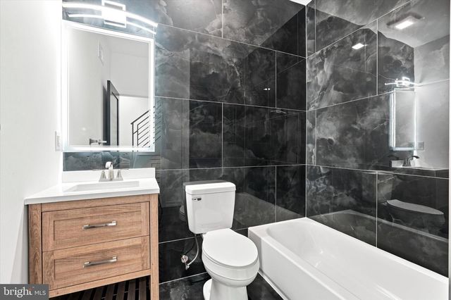 1235 S 26TH ST, Philadelphia, PA 19146