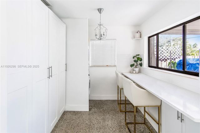 5300 NW 1st Ave, Oakland Park, FL 33309