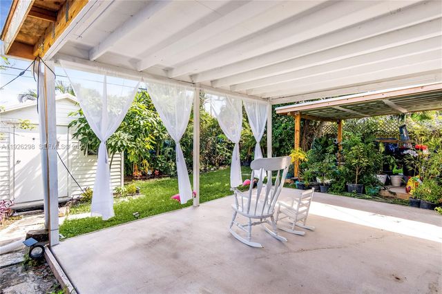 5300 NW 1st Ave, Oakland Park, FL 33309