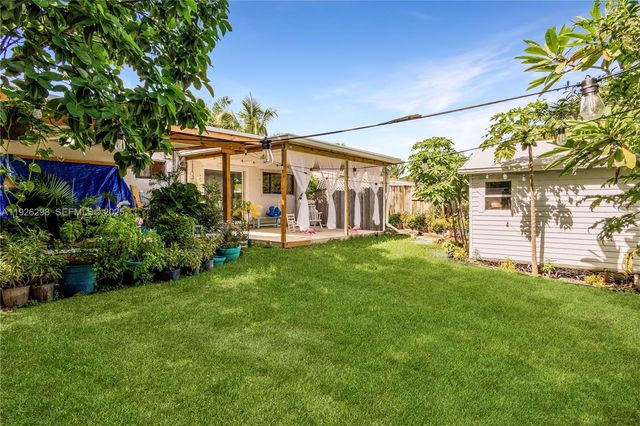 5300 NW 1st Ave, Oakland Park, FL 33309