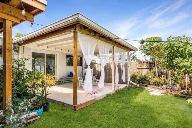 5300 NW 1st Ave, Oakland Park, FL 33309