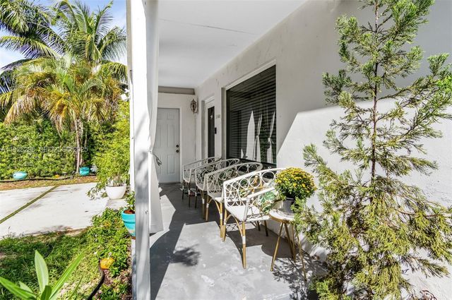 5300 NW 1st Ave, Oakland Park, FL 33309