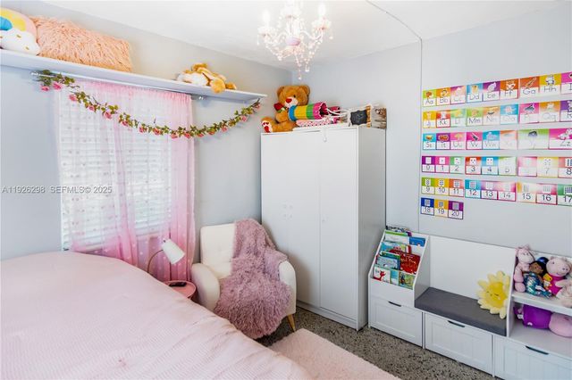 5300 NW 1st Ave, Oakland Park, FL 33309