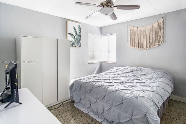 5300 NW 1st Ave, Oakland Park, FL 33309