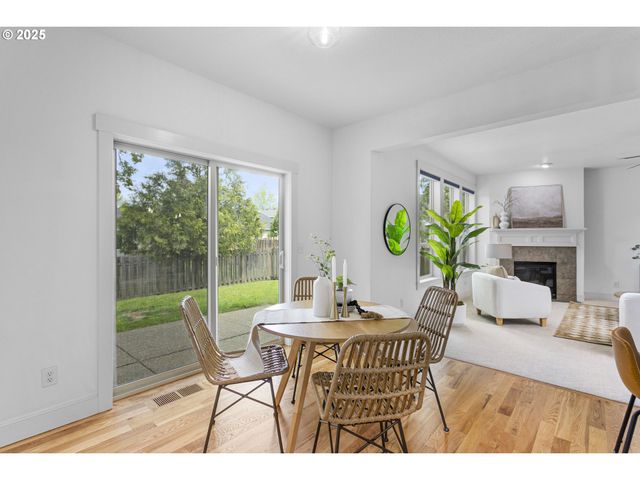 1358 Se 68TH Ave, Hillsboro, OR 97123