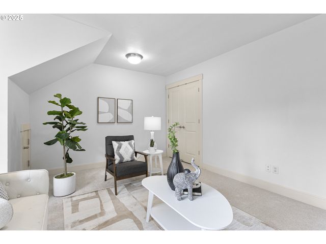 1358 Se 68TH Ave, Hillsboro, OR 97123