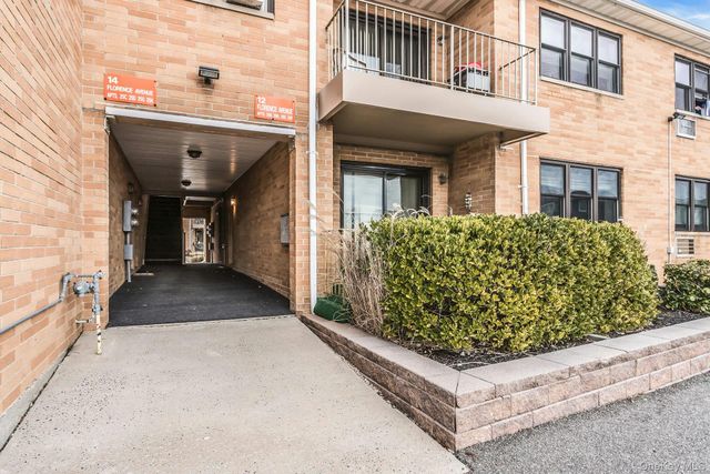 12 Florence Avenue 29A, Freeport, NY 11520
