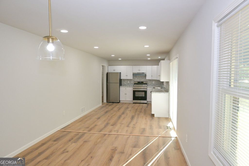 586 E Glochester Place NW, Norcross, GA 30071 — photo 5