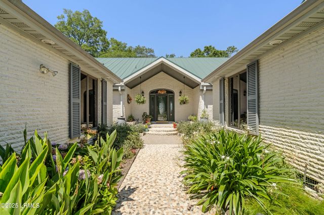 10 Settlers Cove, Beaufort, SC 29907