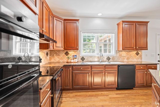 4319 Serpentine Way, Mason, OH 45040