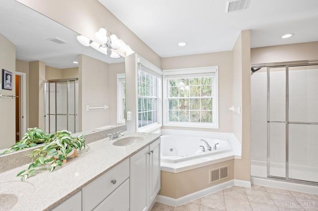 4319 Serpentine Way, Mason, OH 45040