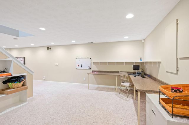 4319 Serpentine Way, Mason, OH 45040