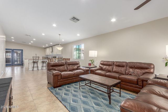 11048 N 16TH Avenue, Phoenix, AZ 85029