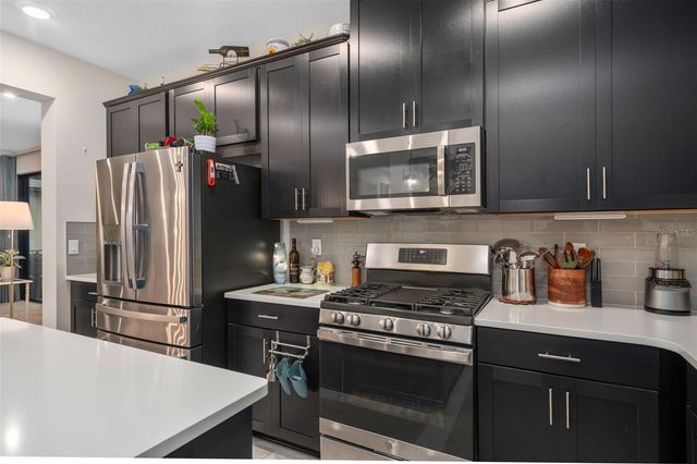 915 BRAEWOOD DRIVE, Clermont, FL 34715