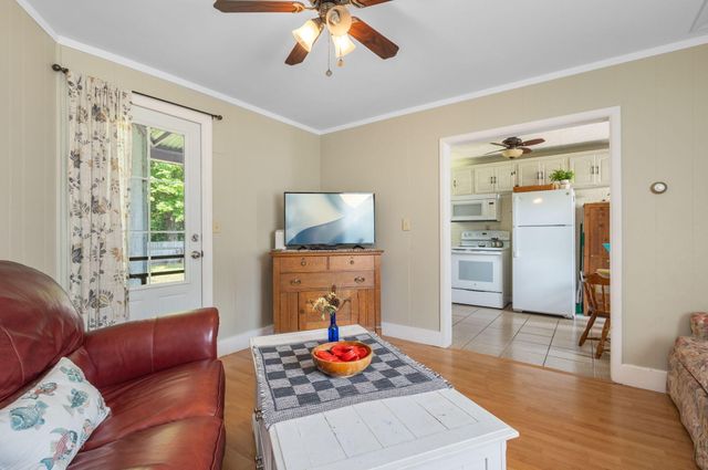 6128 M 63 N, Coloma, MI 49038