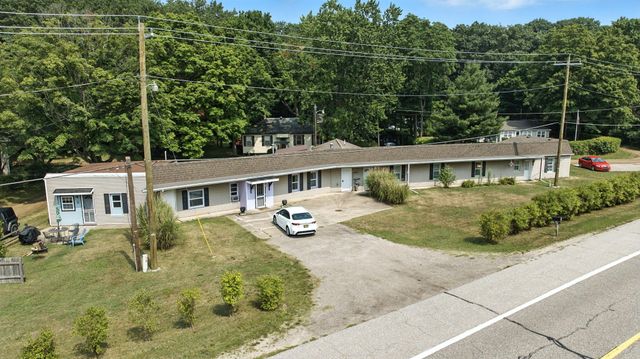 6128 M 63 N, Coloma, MI 49038