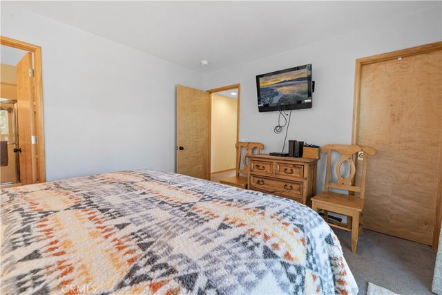 43888 Yosemite Drive, Big Bear Lake, CA 92315