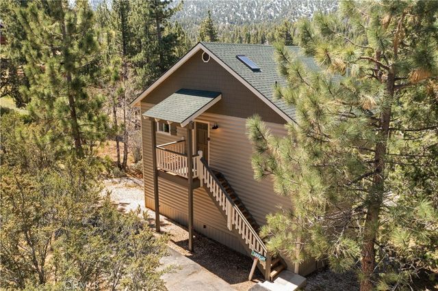 43888 Yosemite Drive, Big Bear Lake, CA 92315
