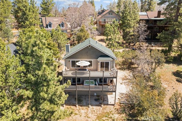 43888 Yosemite Drive, Big Bear Lake, CA 92315